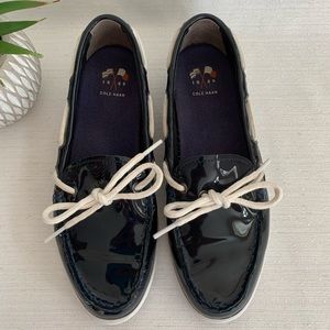 Cole Haan Nantucket Camp Navy Blue Patent Leather Boat Shoes Woman’s 7.5B(M)